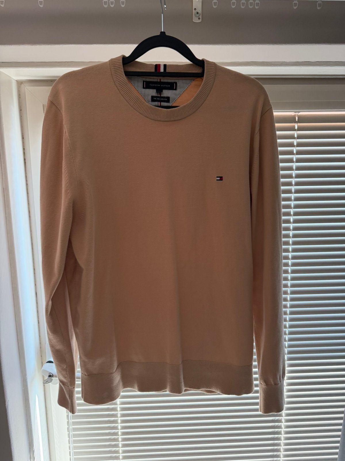 Tommy Hilfiger The 1985 Sweater – beige – maat M, Ophalen, Zo goed als nieuw, Maat 48/50 (M), Beige