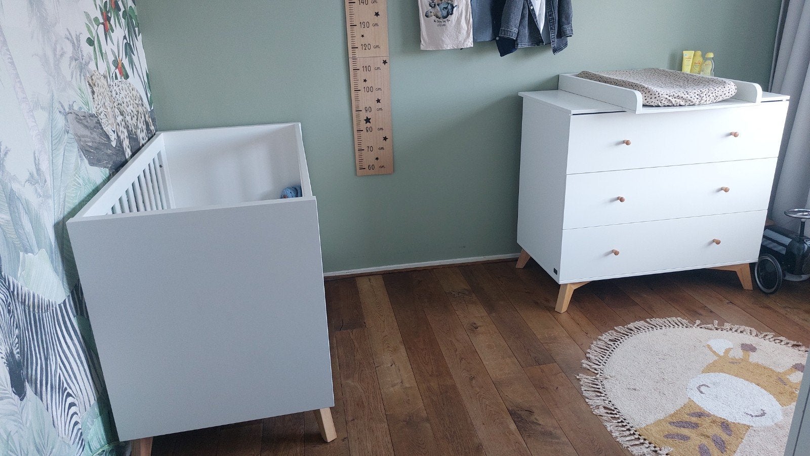 Complete babykamer TWF: Ledikant, Commode, Kledingkast, Ophalen, Zo goed als nieuw, Jongetje of Meisje