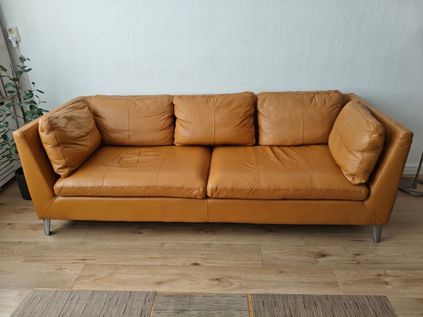 Ikea Stockholm 3-zitsbank in cognac leer, Gebruikt, Driepersoons, Ophalen of Verzenden, Rechte bank