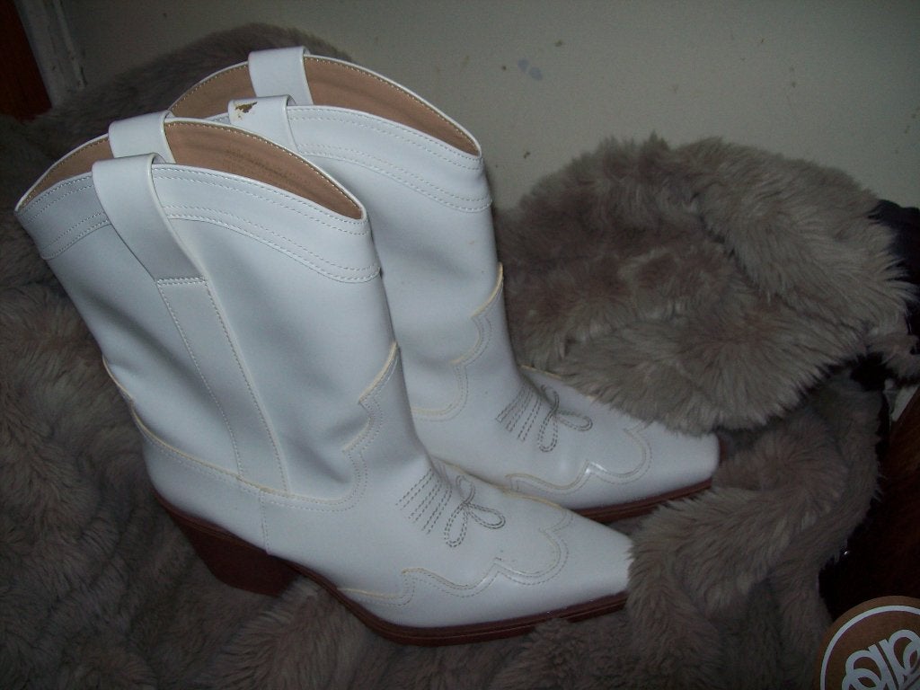 Cowboylaarzen  wit 39  H&M Nieuw, Kleding | Dames, Schoenen, Hoge laarzen, H&M, Wit, Nieuw