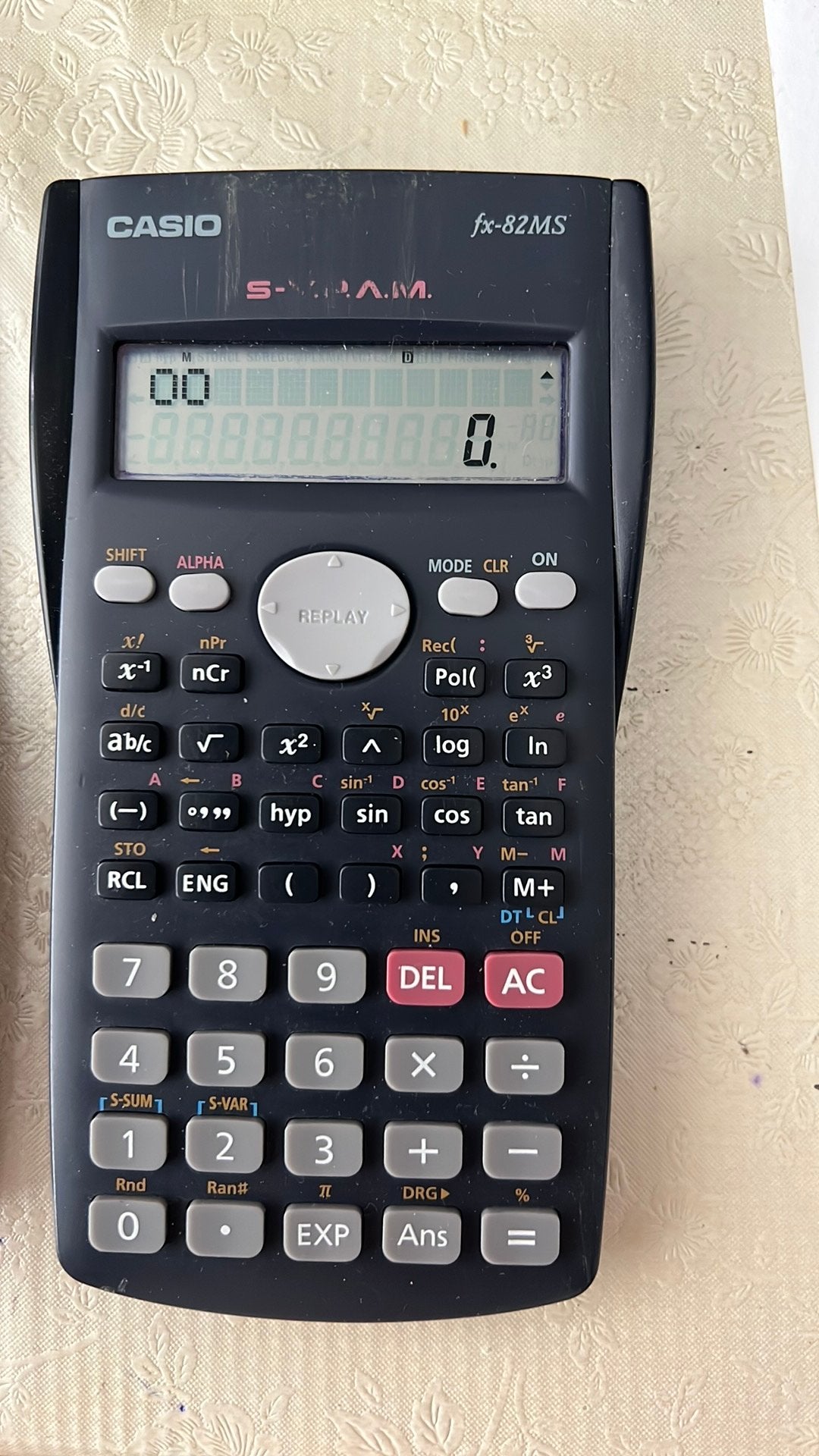 Casio rekenmschine fx-82ms, Diversen, Ophalen of Verzenden, Zo goed als nieuw