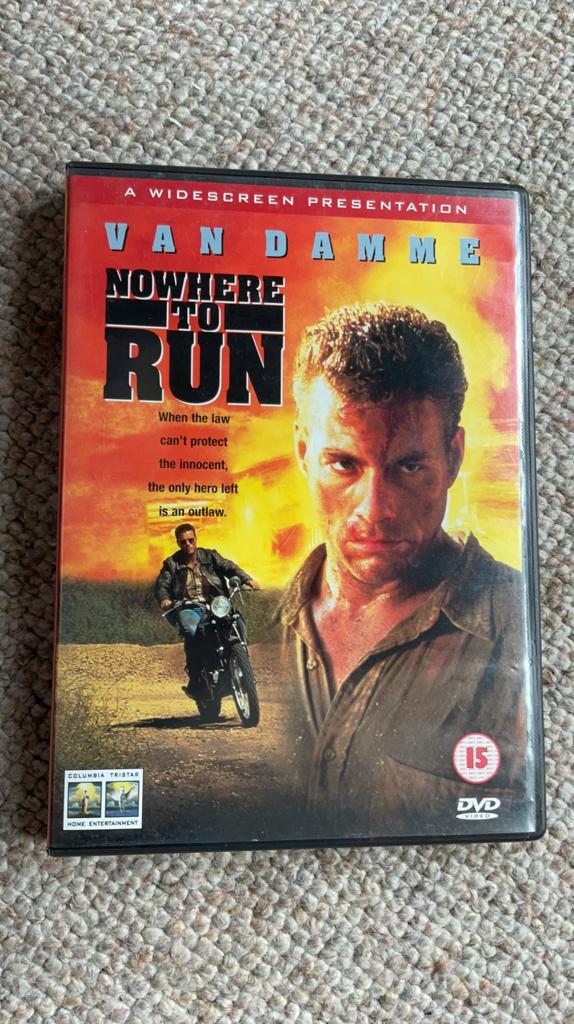 NOWHERE TO RUN., Vanaf 12 jaar, Ophalen of Verzenden, Zo goed als nieuw, Actiethriller