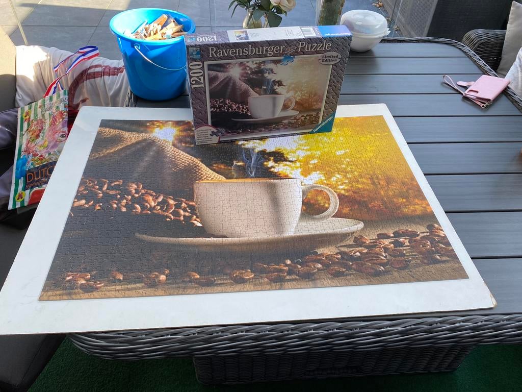 Puzzel 1200 stukjes, Ophalen of Verzenden, 500 t/m 1500 stukjes, Zo goed als nieuw