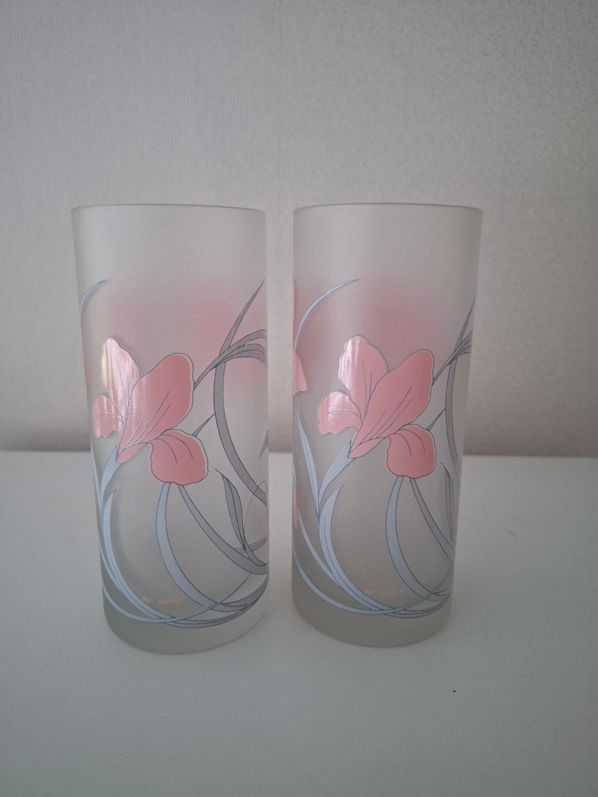 Set van 2 vintage Italiaanse Cerve glazen. Iris. Matglas., Ophalen of Verzenden, Zo goed als nieuw, Frisdrankglas