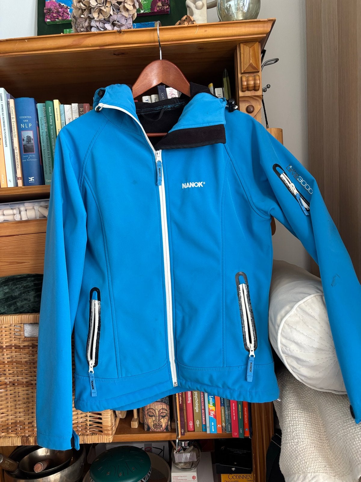 Sportief blauw waterafstotend windjack van Nanok, Ophalen of Verzenden, Zo goed als nieuw, Maat 38/40 (M), Blauw