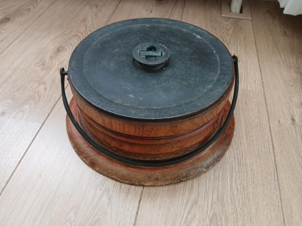 Antieke warm water voetenstoof met metalen deksel, Antiek en Kunst, Ophalen of Verzenden