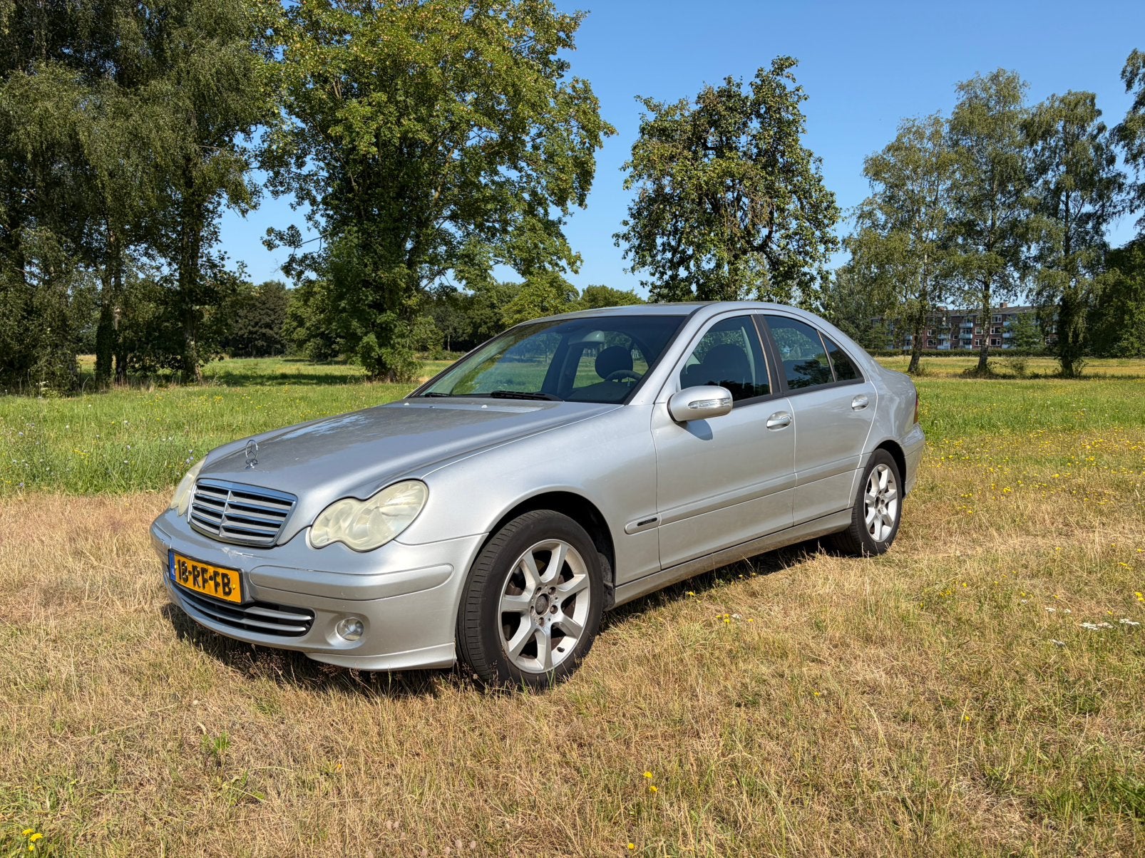 Mercedes-Benz C-Klasse 2.2 CDI C200 Sedan 2005 Grijs, Auto's, Achterwielaandrijving, 4 cilinders, Origineel Nederlands, Particulier