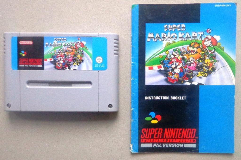 Super Mario Kart voor de Europese Super Nintendo + boekje, Gebruikt, Racen en Vliegen, 2 spelers, Ophalen of Verzenden
