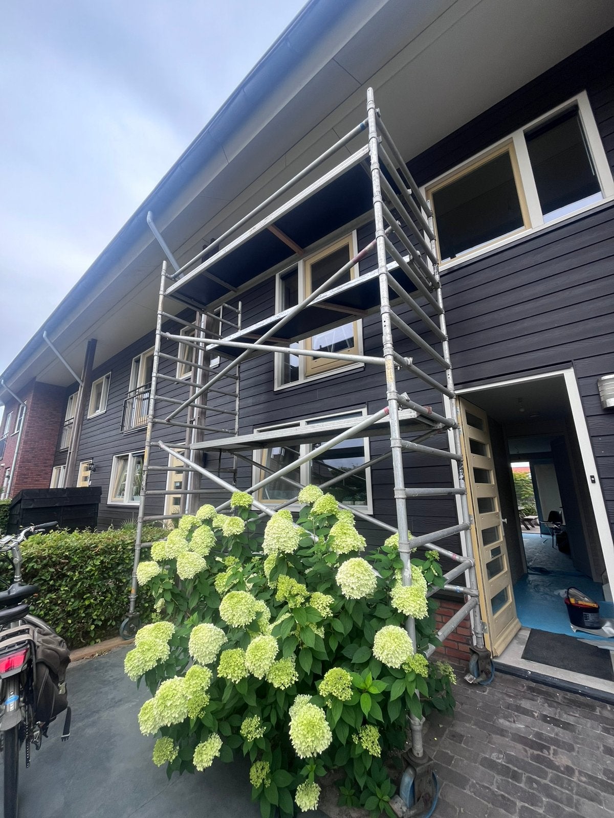 Rolsteiger 305 x 135 skyworks, Doe-het-zelf en Verbouw, Steigers, Ophalen, Zo goed als nieuw, Rolsteiger of Kamersteiger, 5 meter of hoger