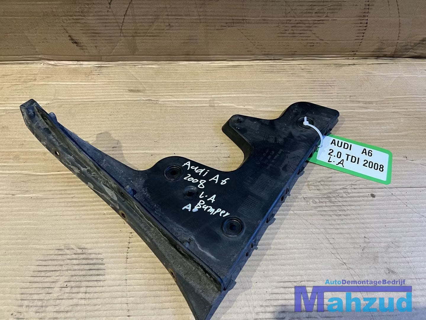 AUDI A6 C6 Links achter bumper steun 2005-2011, Gebruikt, AUDI AG, Auto-Union-Strasse 1
85045  Ingolstadt, DE, Kundenbetreuung@audi.de