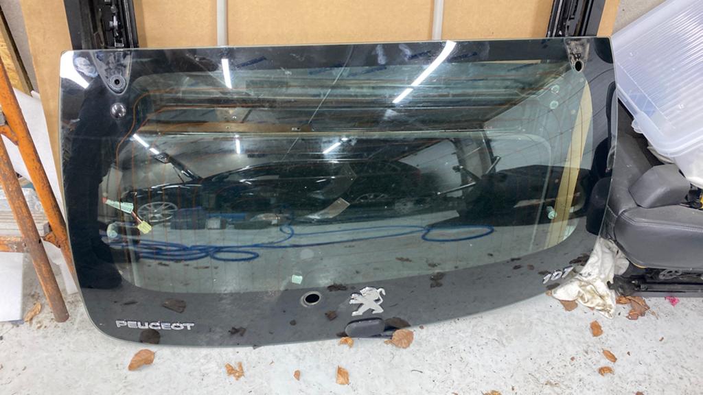 Achterruit/achterklep Peugeot 107, Auto-onderdelen, Ruiten en Toebehoren, Ophalen, Gebruikt, Peugeot
