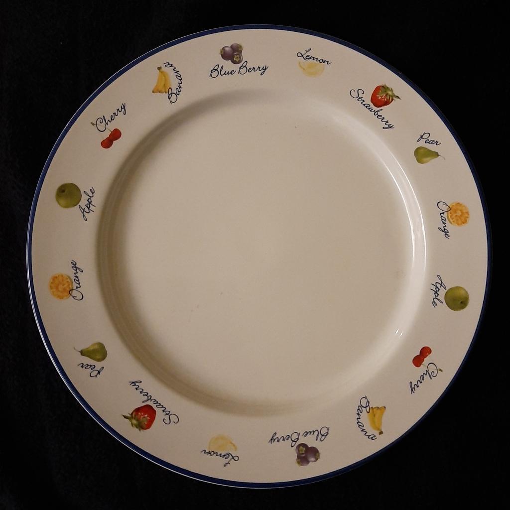 6 borden ( diameter 27cm ) Art + Design, Huis en Inrichting, Keuken | Servies, Ophalen, Zo goed als nieuw, Bord(en), Overige stijlen
