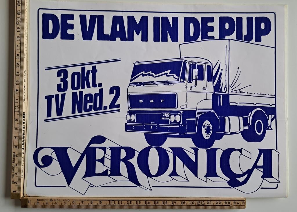 Vintage grote sticker De vlam in de pijp Veronica Daf truck, Ophalen of Verzenden, Zo goed als nieuw
