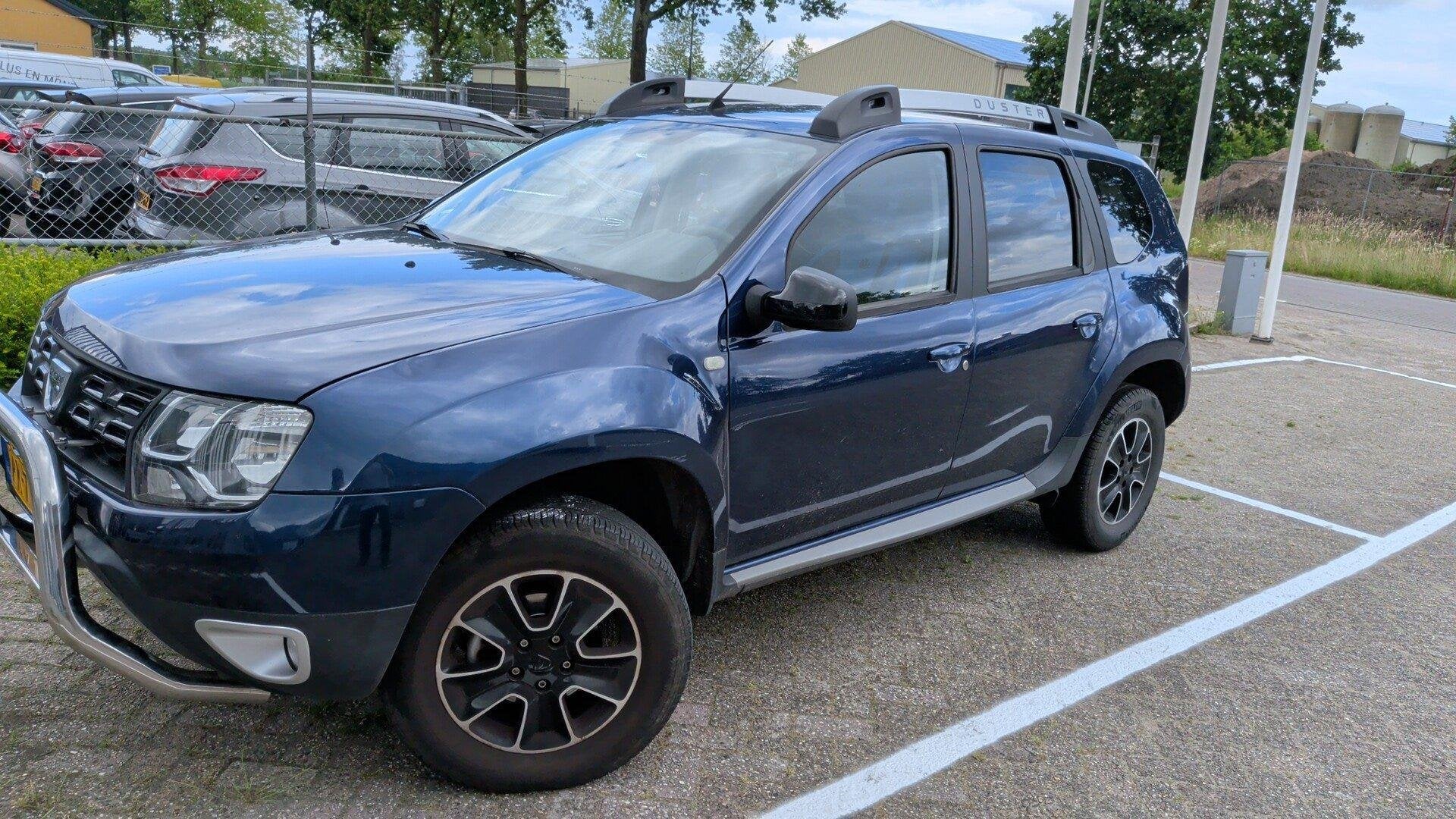 Dacia Duster 1.2 TCe 4x2 Blackshadow, Auto's, Dacia, Voorwielaandrijving, 12 maanden, 125 pk, Gebruikt