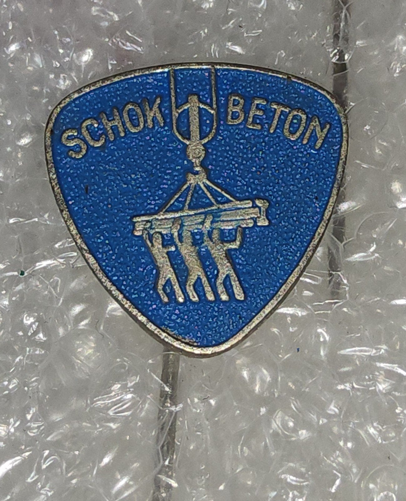 Vintage Speldje Schokbeton - Bouw & Constructie, Verzamelen, Speldjes, Pins en Buttons, Ophalen of Verzenden, Gebruikt, Overige onderwerpen