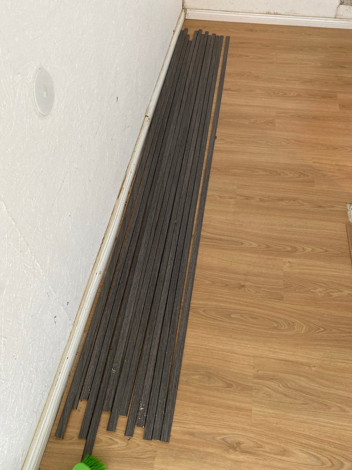 Gratis nieuwe grijze plinten, Overige materialen, Ophalen of Verzenden, Zo goed als nieuw, 250 cm of meer