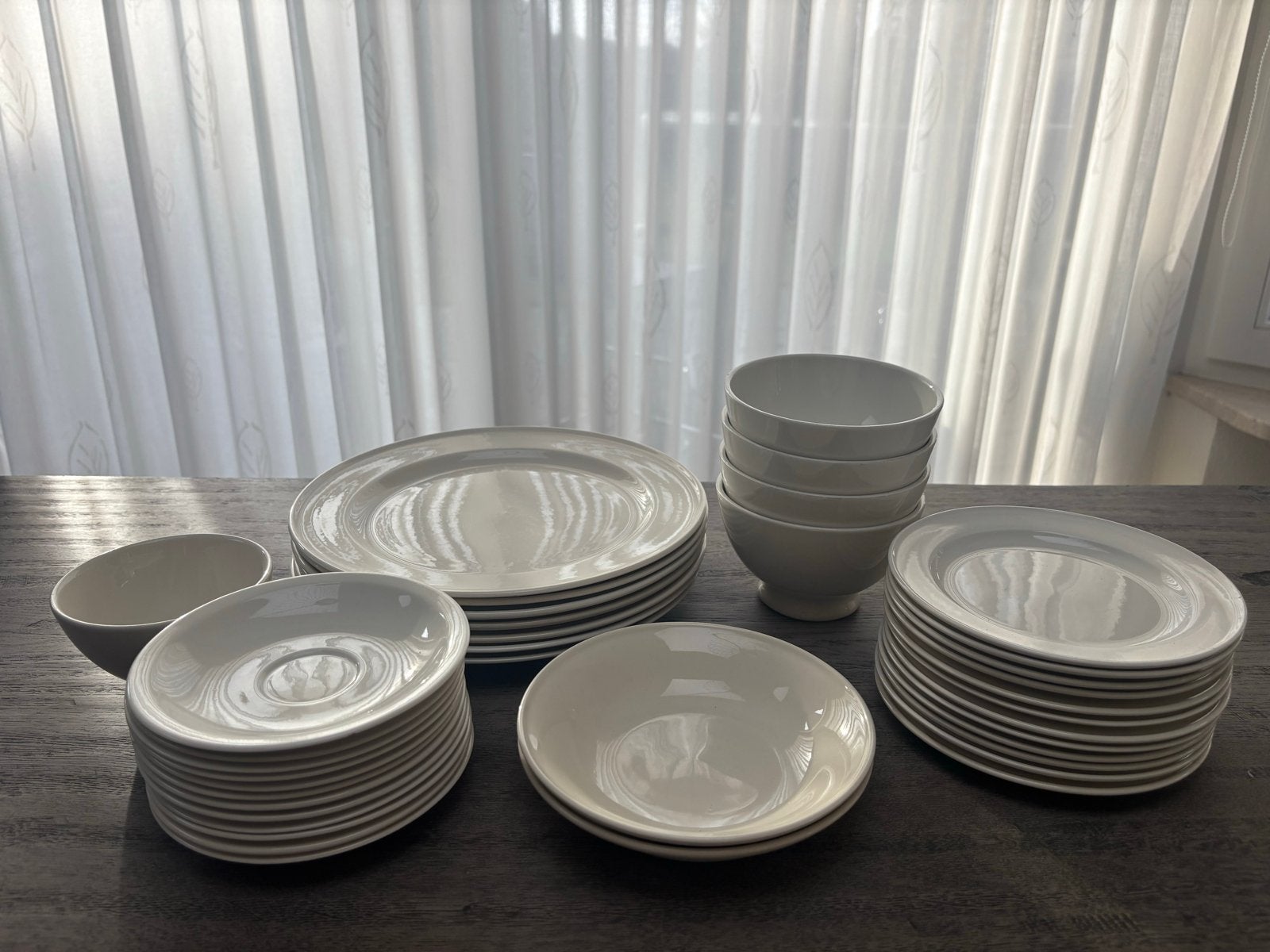 Royal Boch servies set - Wit, Keramiek, Ophalen of Verzenden, Zo goed als nieuw, Royal Boch