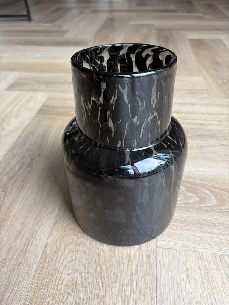 Vaas 23 cm hoog - GRATIS OPHALEN, Ophalen, Overige kleuren, Glas, Minder dan 50 cm