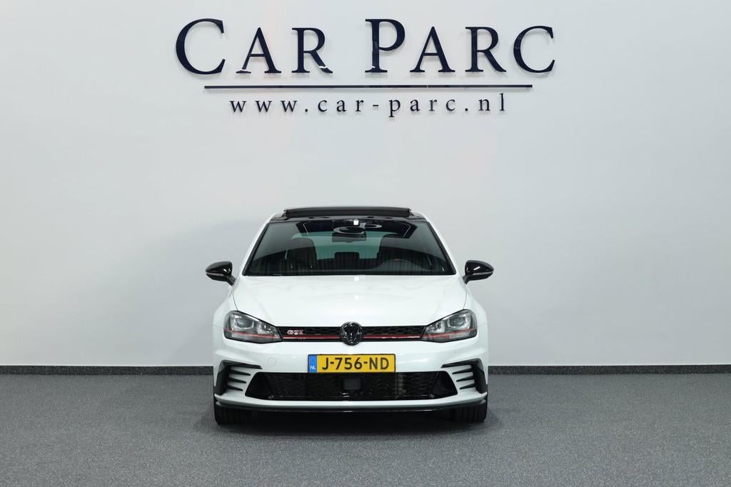 Volkswagen Golf 2.0 TSI GTI Clubsport 265+PK LED/PANO/LEDER+, Auto's, Gebruikt, Euro 6, 4 cilinders, Wit