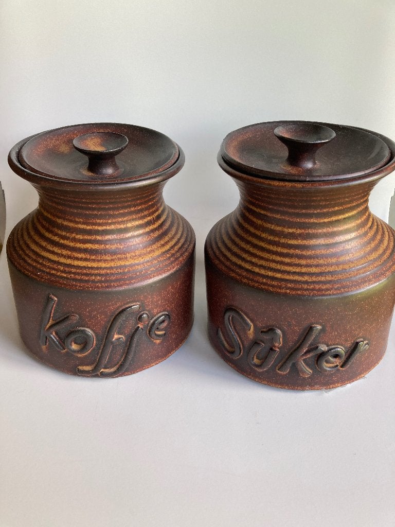 Keramiek potten mat bruin Friesland Suker Kofje pottenbakker, -, -, Overige typen, Ophalen of Verzenden