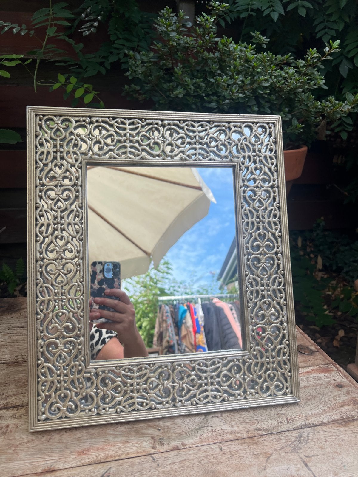 Sia spiegel met sierlijke lijst - 38x33 cm, Minder dan 50 cm, Vierkant, Nieuw, Ophalen of Verzenden