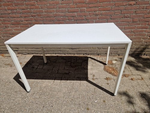 tafel ikea wit metaal, op wieltjes, Ophalen of Verzenden, 'T Olde Gre-j, Info@toldegrej.nl, Endepoelstraat 20f Didam