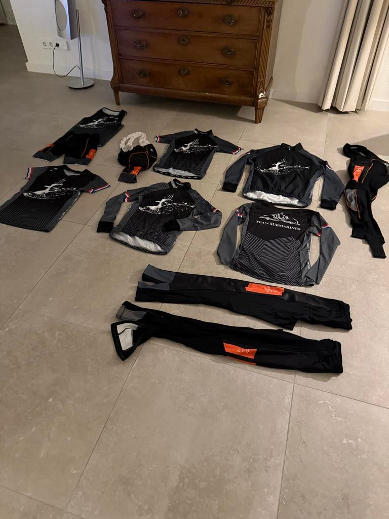Unieke Sportoutfit onderzeedienst - Fiets/Hardloop/Triatlon, Zwart, Ophalen of Verzenden, Zo goed als nieuw, Hardlopen of Fietsen