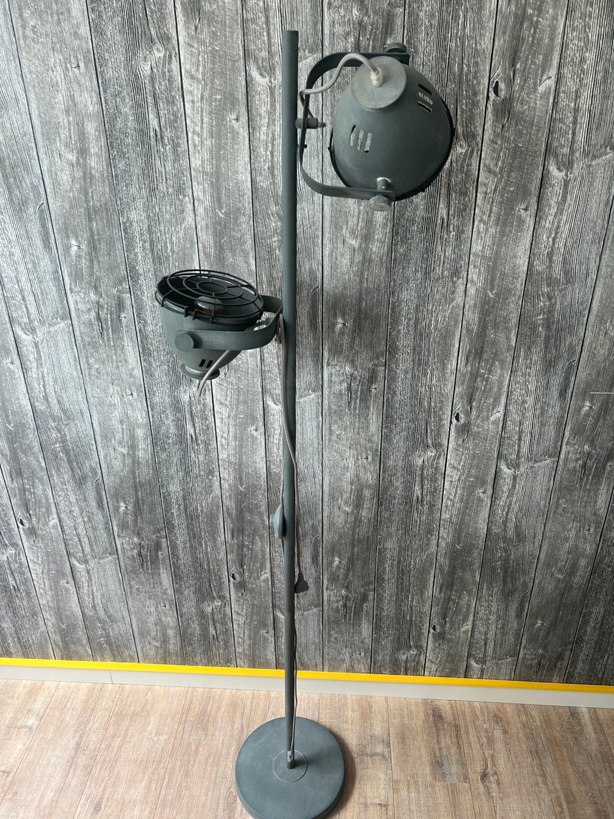 Staande lamp, Huis en Inrichting, Lampen | Vloerlampen, Ophalen, E27 (groot), Zo goed als nieuw, Metaal