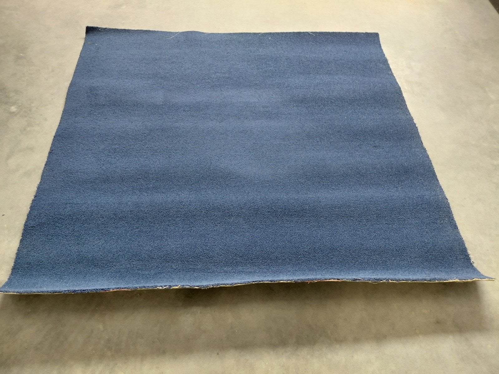 Tapijt 200x190 cm donkerblauw, Ophalen, Gebruikt