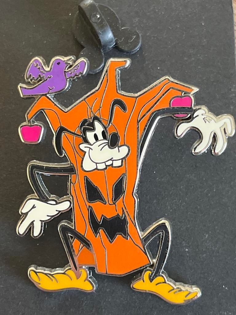 Disney Goofy Halloween Pin - Pompoenboom, Ophalen of Verzenden, Sport, Nvt, Nvt
