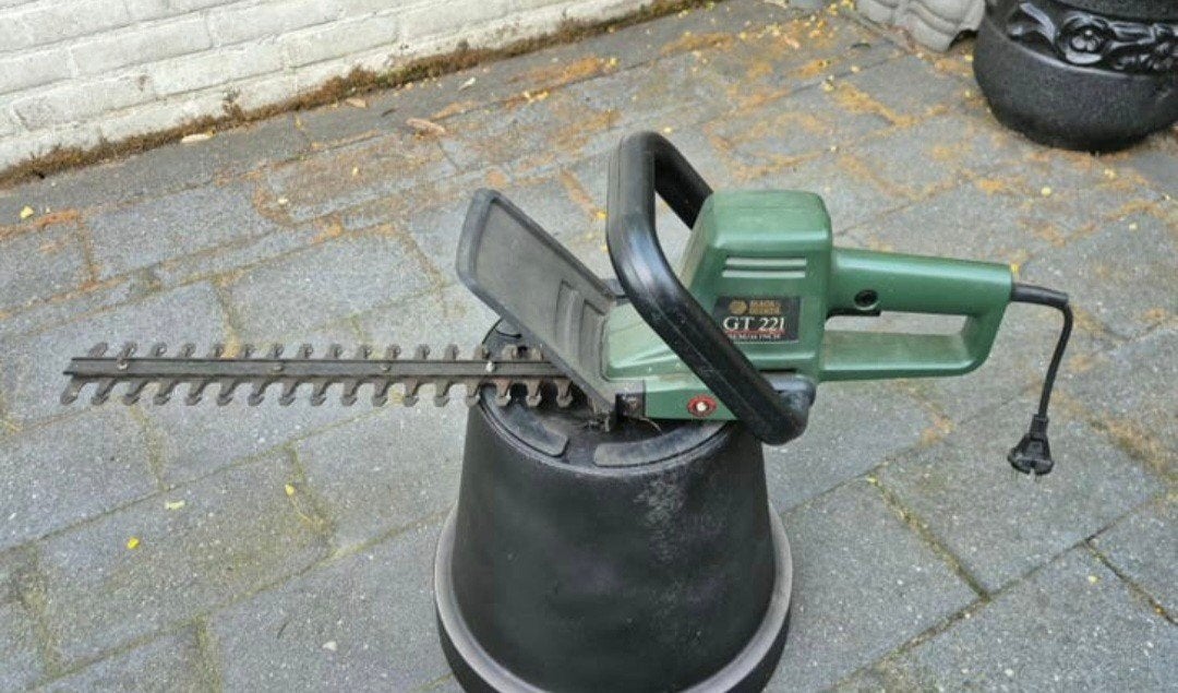 Heggenschaar Black-decker, Ophalen, Gebruikt, Elektrisch