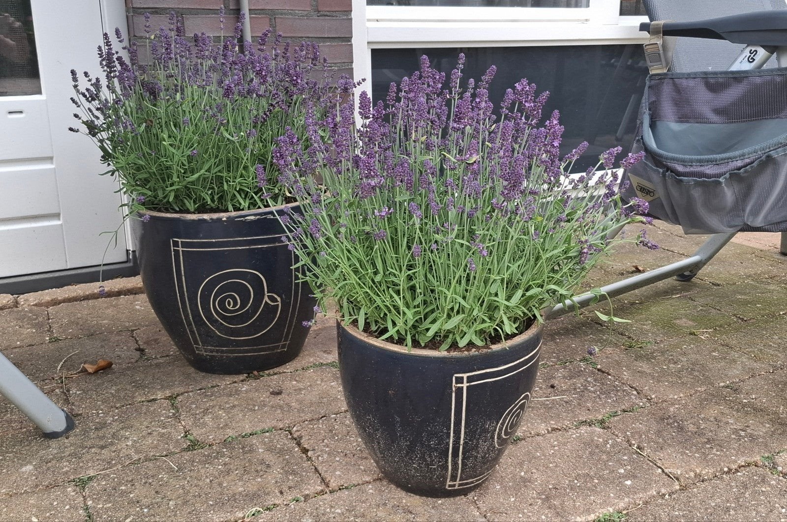 Blauwe terraspotten bloempotten 29 cm en 36 cm, Tuin en Terras, Gebruikt, Rond, Minder dan 40 cm, Ophalen