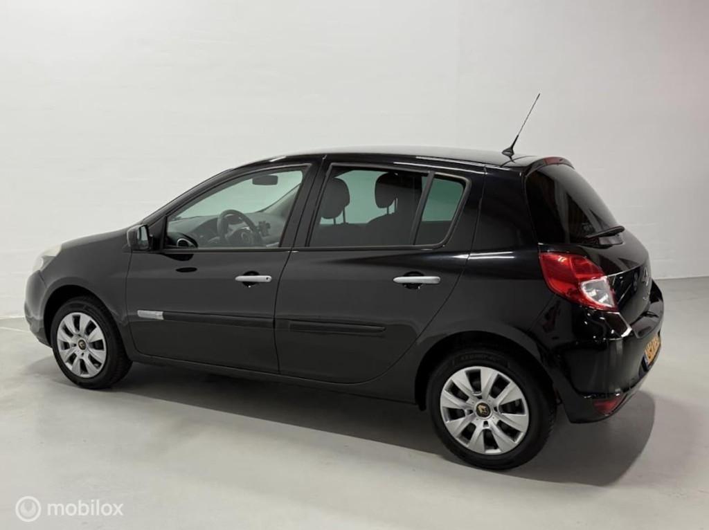 Renault Clio 1.2 Authentique | AIRCO | STUURBEKRACHTIGING, Auto's, Renault, Voorwielaandrijving, Euro 5, Gebruikt, 4 cilinders