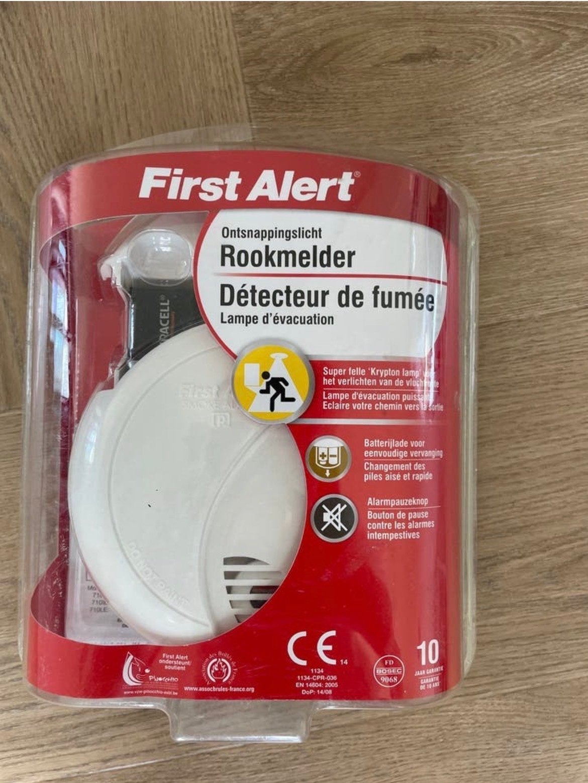 First Alert Rookmelder met Ontsnappingslicht, Doe-het-zelf en Verbouw, Ophalen, Nieuw, Detector, Sensor of Melder, Rook
