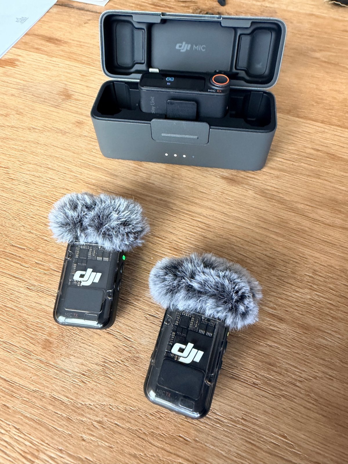 DJI Mic 2-persoons draadloze microfoonset, Muziek en Instrumenten, Microfoons, Ophalen of Verzenden, Zo goed als nieuw, Studiomicrofoon