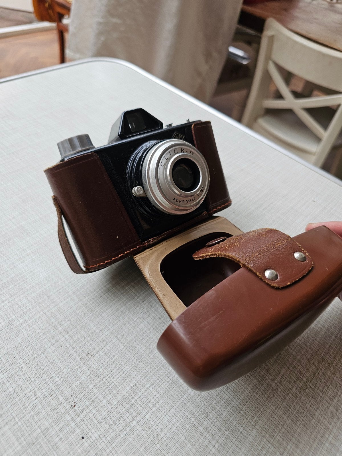 Vintage Agfa Click-II camera met leren tasje, Ophalen of Verzenden, Compact, Overige Merken