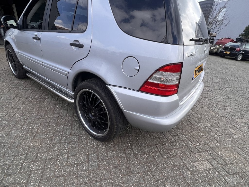 Mercedes-Benz ML W163 Sidebars met RVS treeplank, Auto diversen, Niet ingevuld, Niet ingevuld, Niet ingevuld