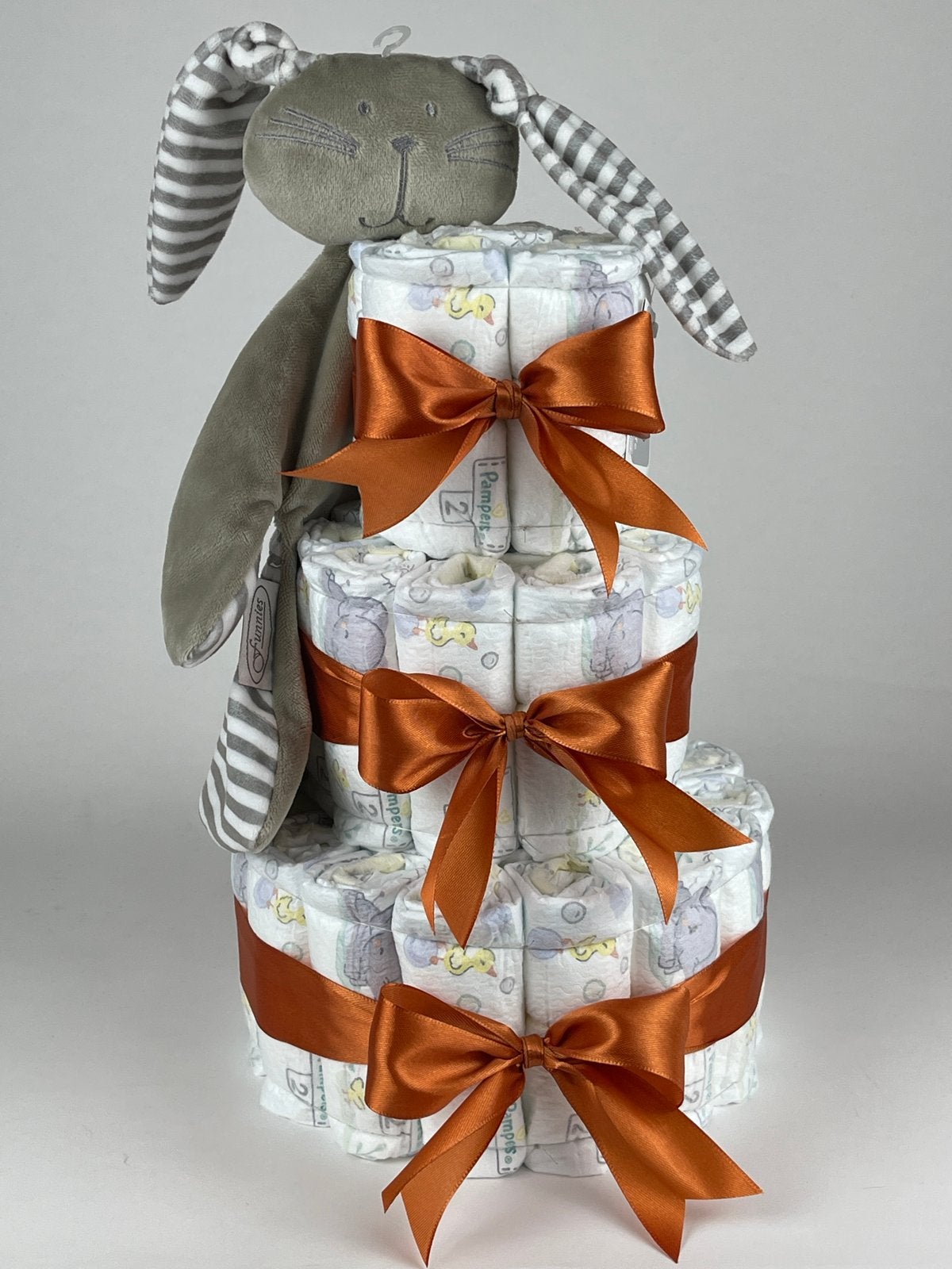 Luiertaart met knuffeldoek konijn - Ideaal kraamcadeau, Ophalen of Verzenden, Nieuw, Kraamcadeau