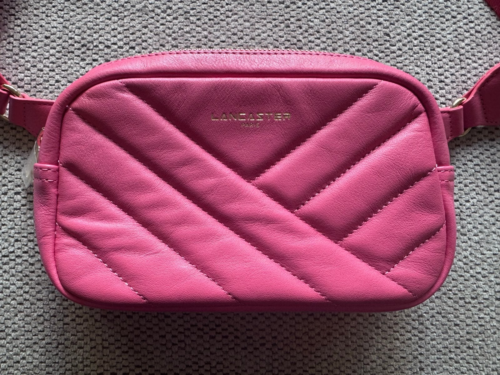 Lancaster Roze Schoudertas - Nieuw met verstelbare band, Ophalen of Verzenden, Nieuw, Roze, Schoudertasje