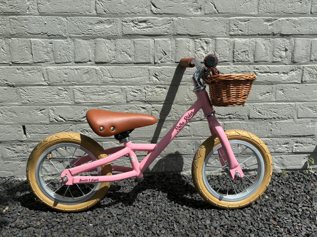 Bandits & Angels Retro Rider Roze Loopfiets, met mandje, Ophalen, Zo goed als nieuw, Minder dan 16 inch