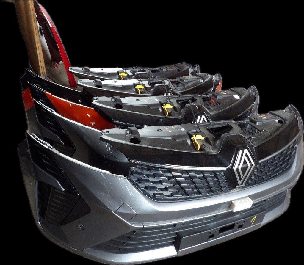 RENAULT clio 5 facelift voorbumper bumper 22+, Renault Group, Gebruikt, Contact.group@renault.com, Renault