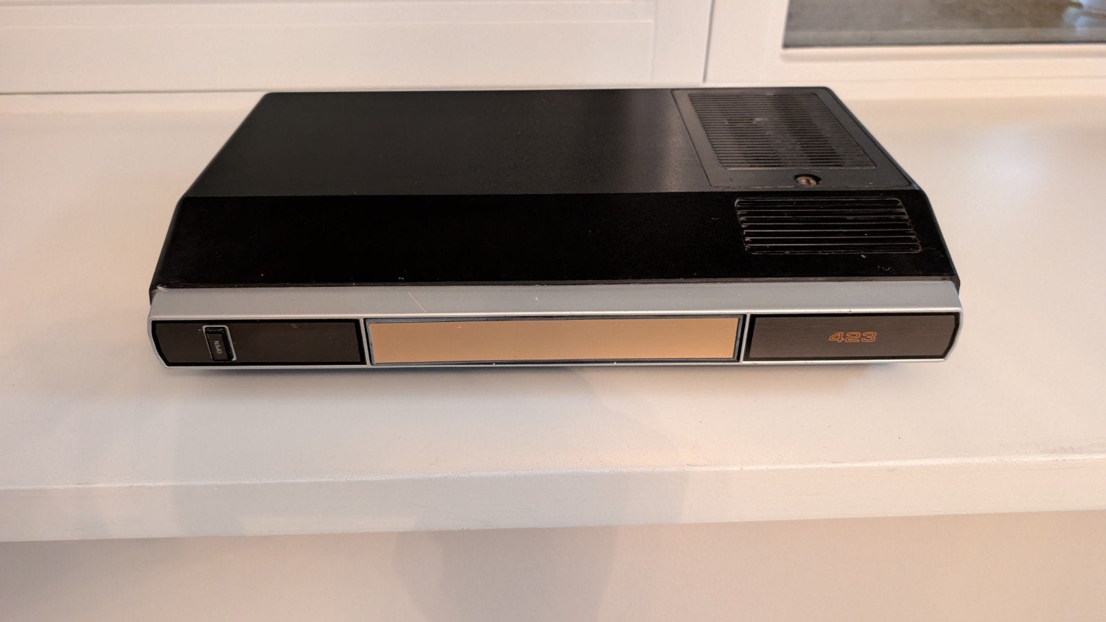 Vintage Philips 423 Platenspeler met ingebouwde speaker, Ophalen of Verzenden