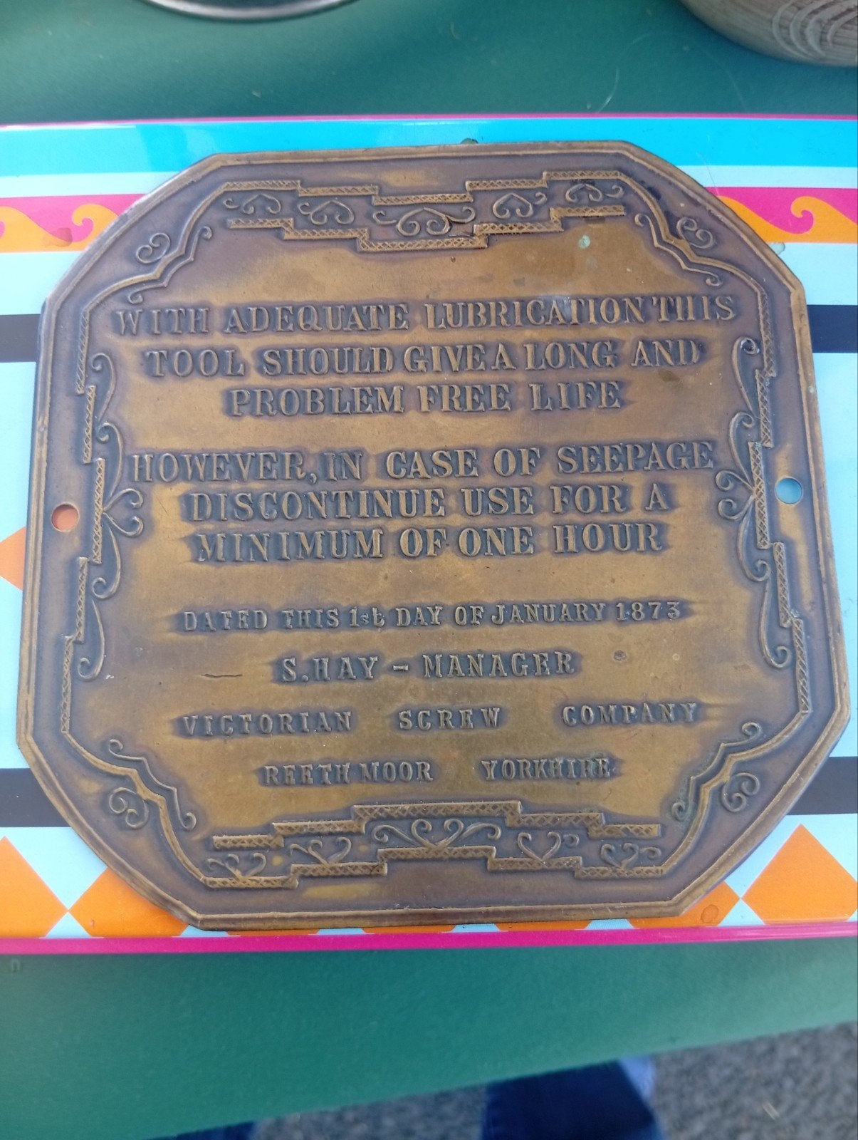 Antieke Victoriaanse Schroefbedrijf Plaquette 1873, Ophalen of Verzenden