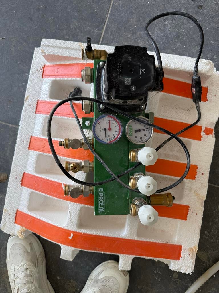 Espace vloerverwarmingsverdeler, Doe-het-zelf en Verbouw, Ophalen, 30 tot 80 cm, Overige typen, Minder dan 60 cm