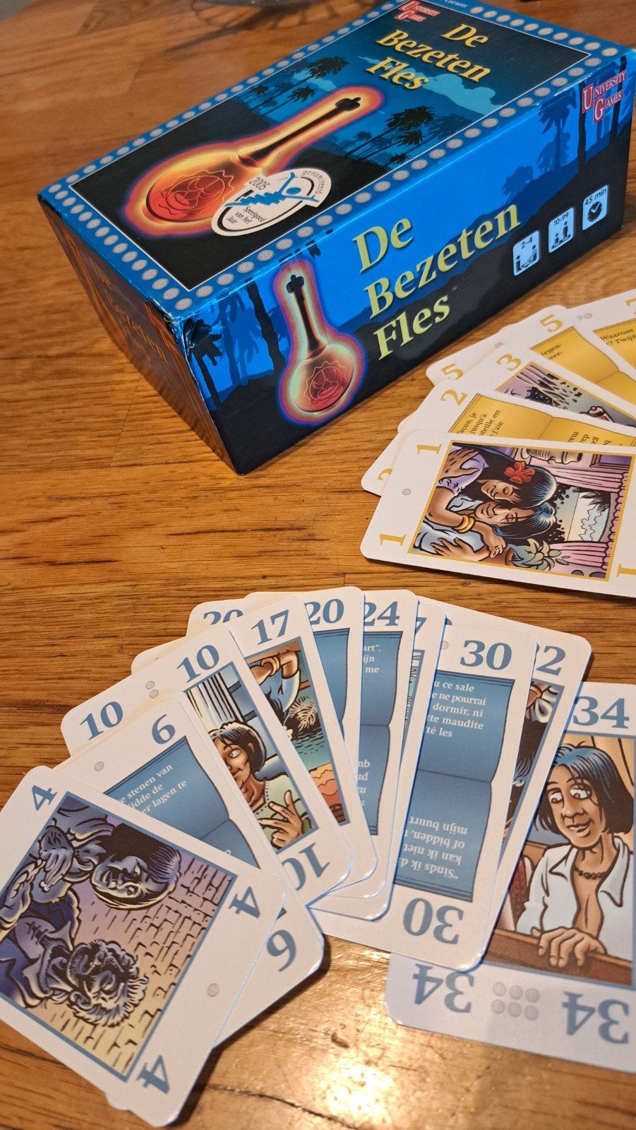 Kaartspel: De Bezeten Fles - University Games, Vijf spelers of meer, Ophalen of Verzenden, Gebruikt, University Games