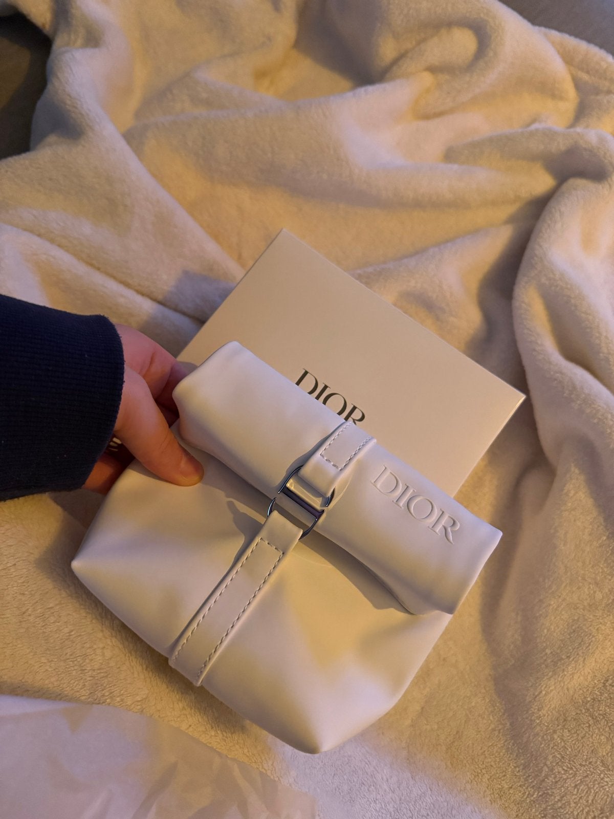 Dior Trousse Pouch - Nieuw en Ongebruikt, Sieraden, Tassen en Uiterlijk, Toilettassen, Ophalen of Verzenden, Nieuw, Wit, Dame