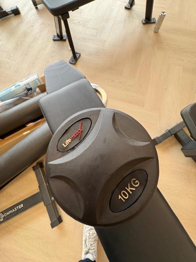 Life Fitness Lifemaxx Vaste Premium Dumbbells - Meerdere KG, Ophalen, Zo goed als nieuw, Zie lifefitness.com, Info@lifefitness.com