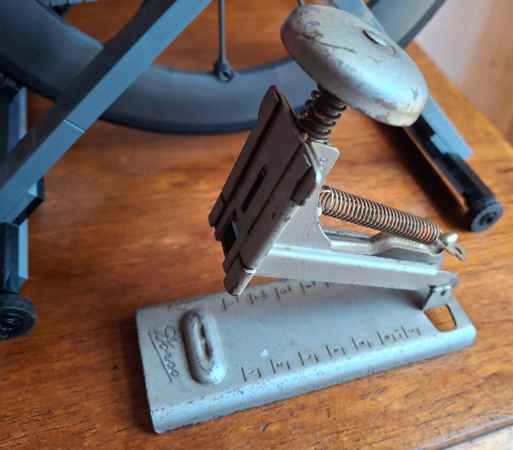 Dorco nietmachine jaren 30, Antiek en Kunst, Ophalen of Verzenden