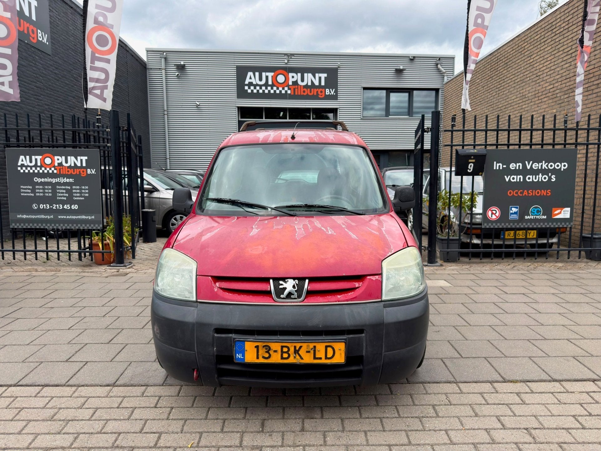 Peugeot Partner 170C 2.0 HDI Avantage Trekhaak NAP APK, Auto's, Voorwielaandrijving, Stof, Gebruikt, 4 cilinders