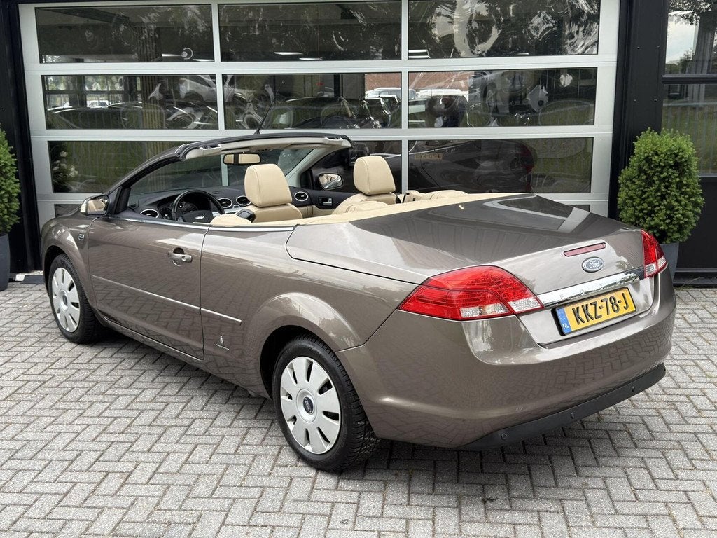 Ford Focus 2.0-16V Titanium Pininfarina |2 eig|Leder|PDC|Cli, Beige, 4 cilinders, Bedrijf, Handgeschakeld